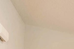 9 foot ceilings